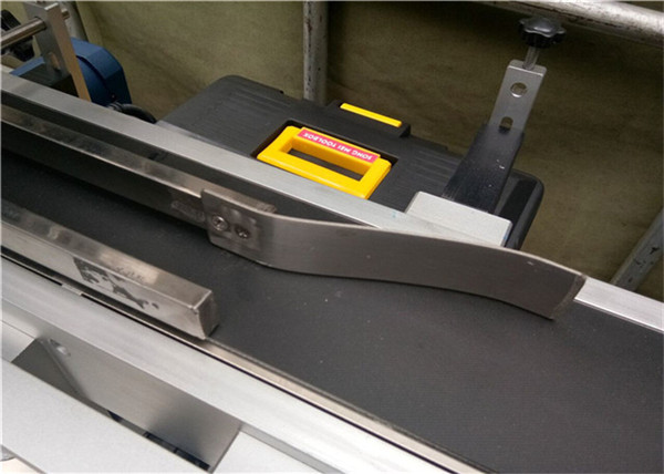 Ji bo Botûşeyek / Jar / Konteyner Makîneya Topkirina Otomatîk a Top