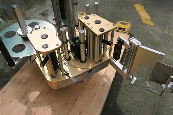 Bi Fonksiyona Zivirandinê Makîna Nîşankirina Sticker a Rotary a Bilind