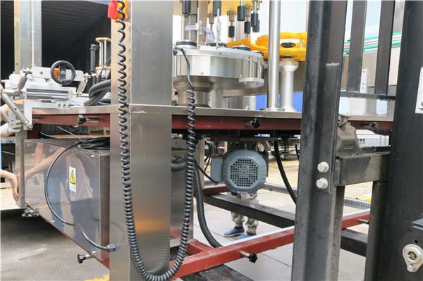 Tleûşeyek Round Rotary Sticker Labeling Machine Amûra ick 30mm