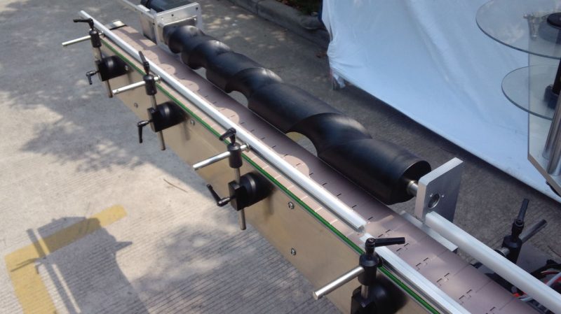 Çîn Packaging makîneya nîşankirina şûşeya dorûberê ji bo kargêrkerê xweser ê xweser ê bihayê kargehê